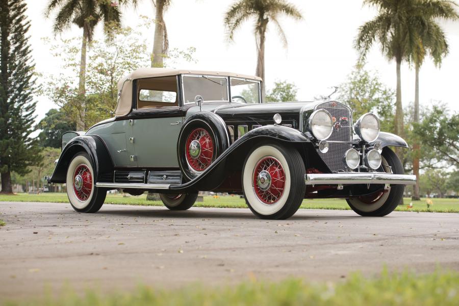  Cadillac Series 452 V16 Convertible Coupe by Fleetwood 1930 года  (фото 14 из 21)